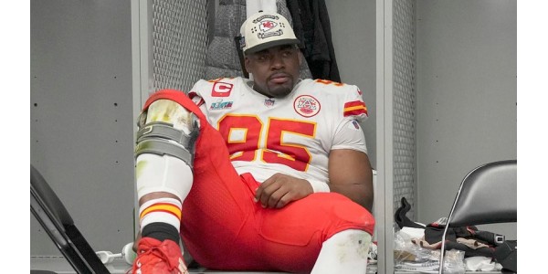 Chris Jones strejk får fortfarande inte Kansas City Chiefs förlängning med stora pengar